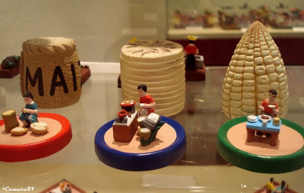 Ilobasco Painted Ceramics — Set of 4 Miniatures